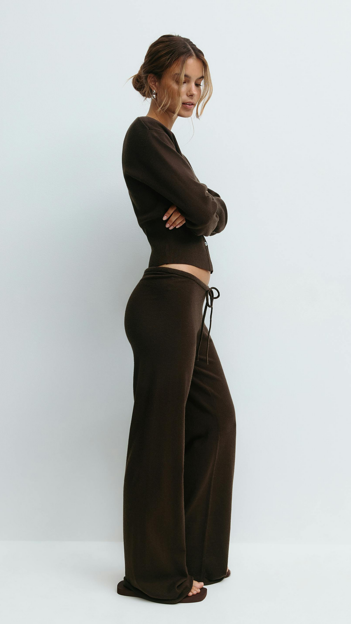MAISON AVELORE ARIA SOFT SET — Ensemble Crop Top Maille & Pantalon Large