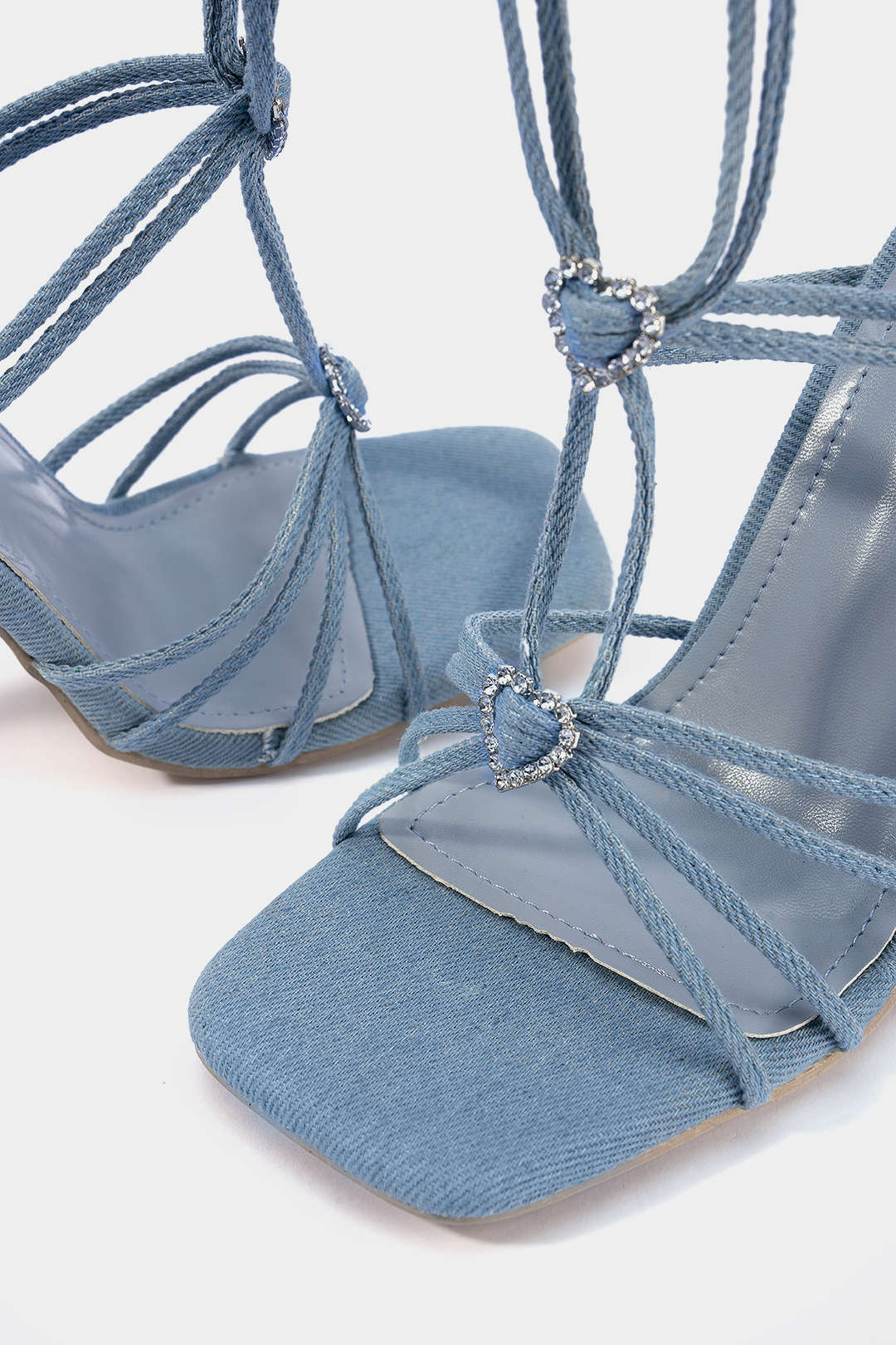 MAISON AVELORE CELESTIA TALONS