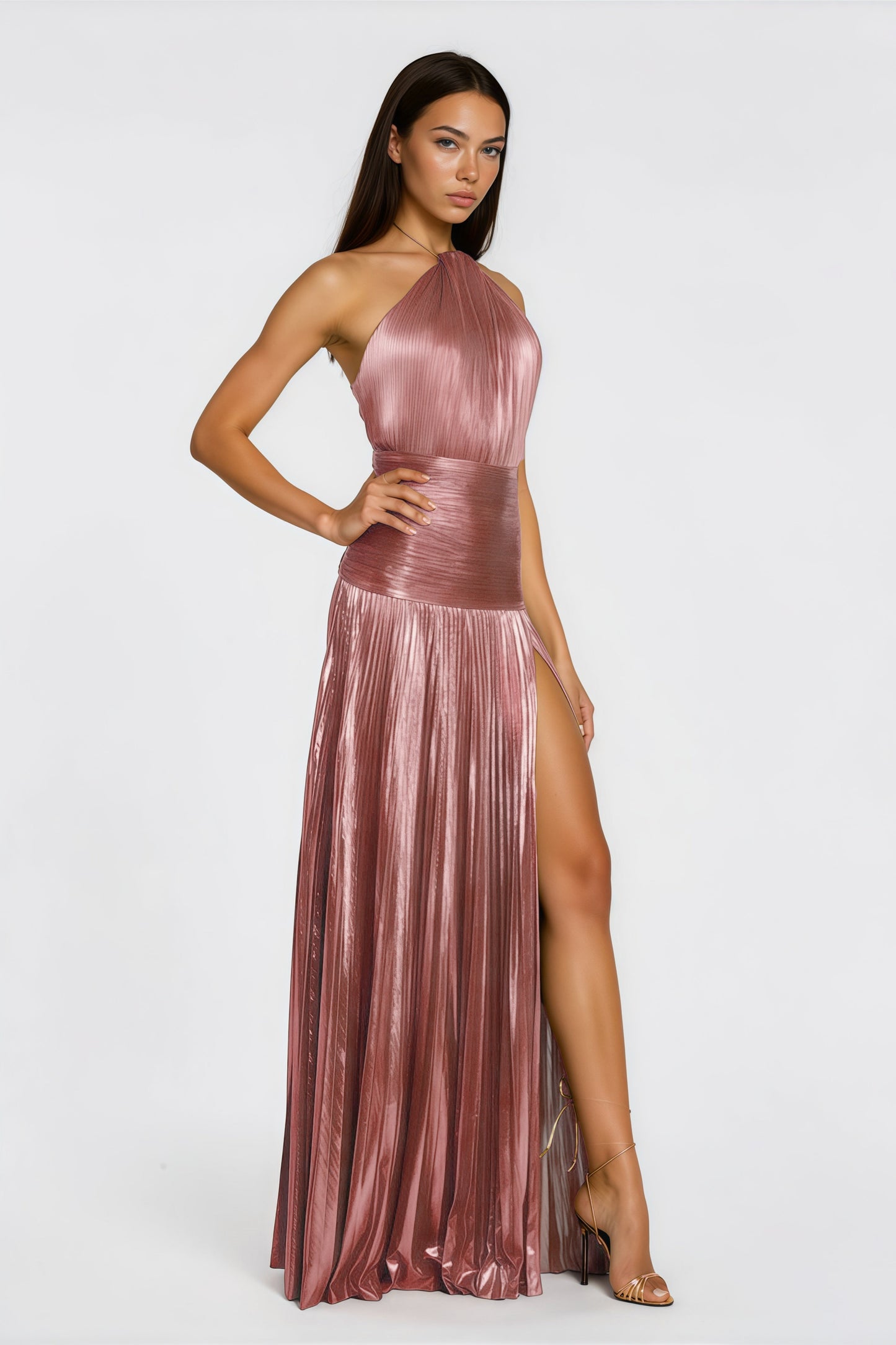 MAISON AVELORE ALCHIMIE — Robe Longue Plissée Brillante