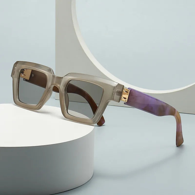 MAISON AVELORE KATARIN — Luxe Cat Eye Lunettes de Soleil (Multicolore)