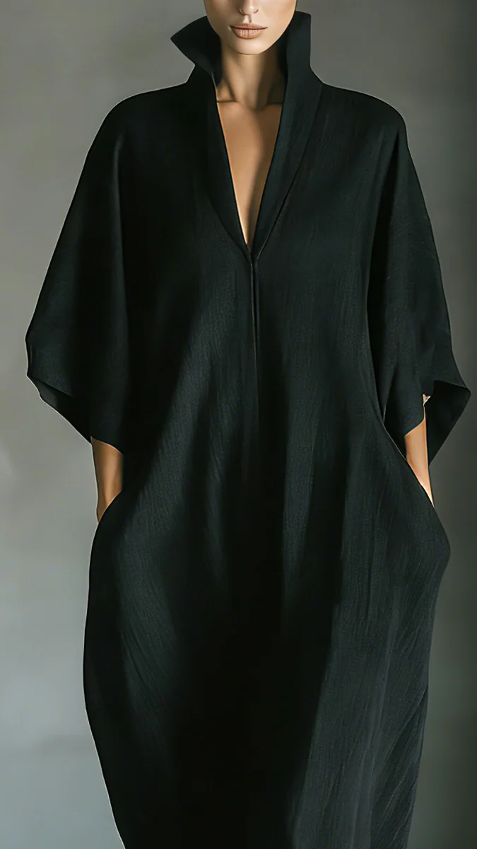 Alessandra • Robe Longue Noire Oversize Minimaliste à Manches Kimono