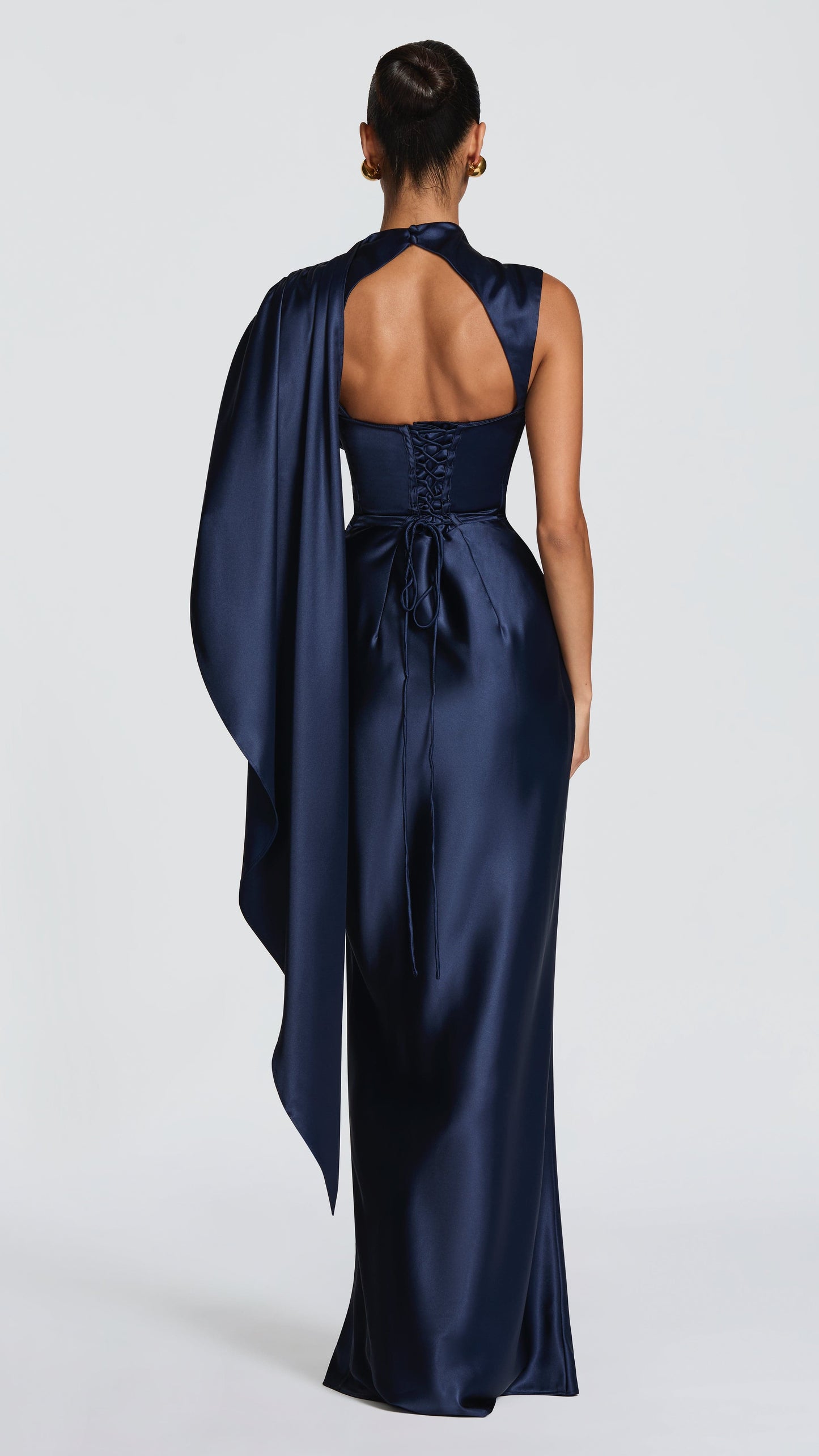 MAISON AVELORE AVENDRA — Robe Longue en Satin Drapé (Bleu Marine)