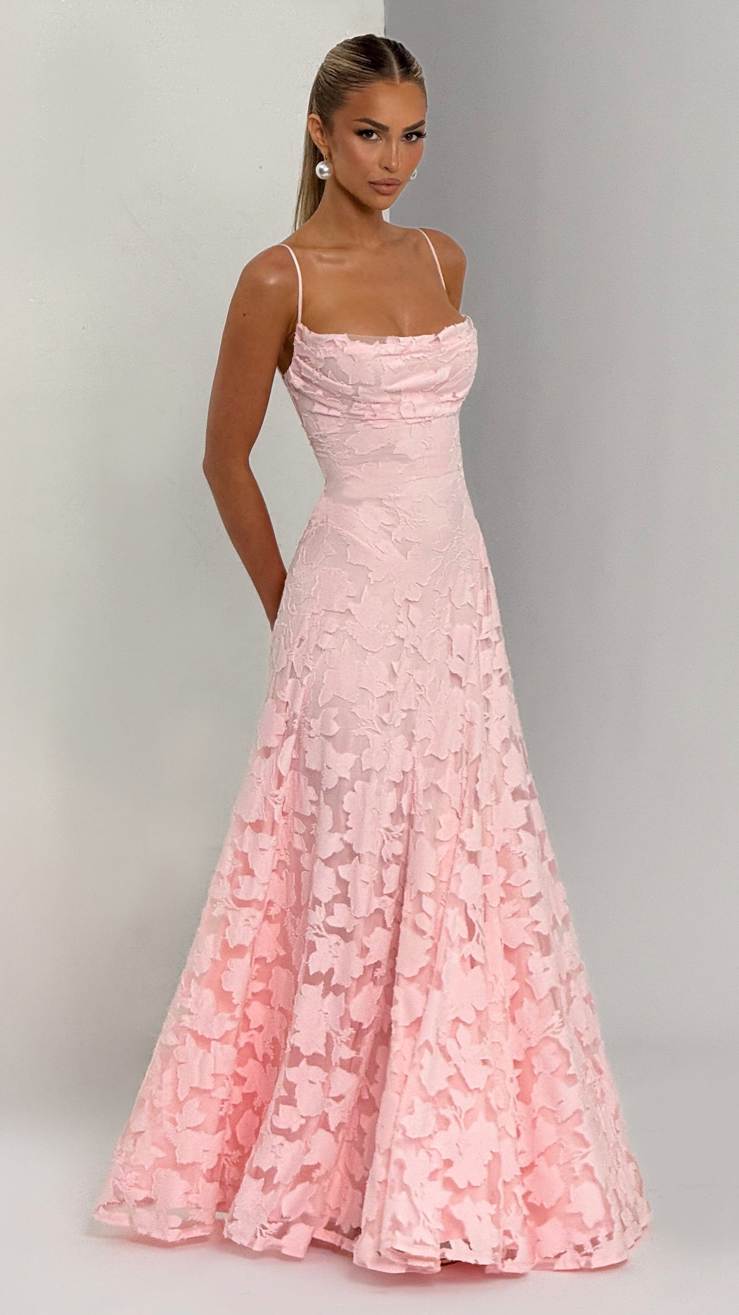 MAISON AVELORE FRANCIS ICON — Robe Longue Florale (Rose Poudré)