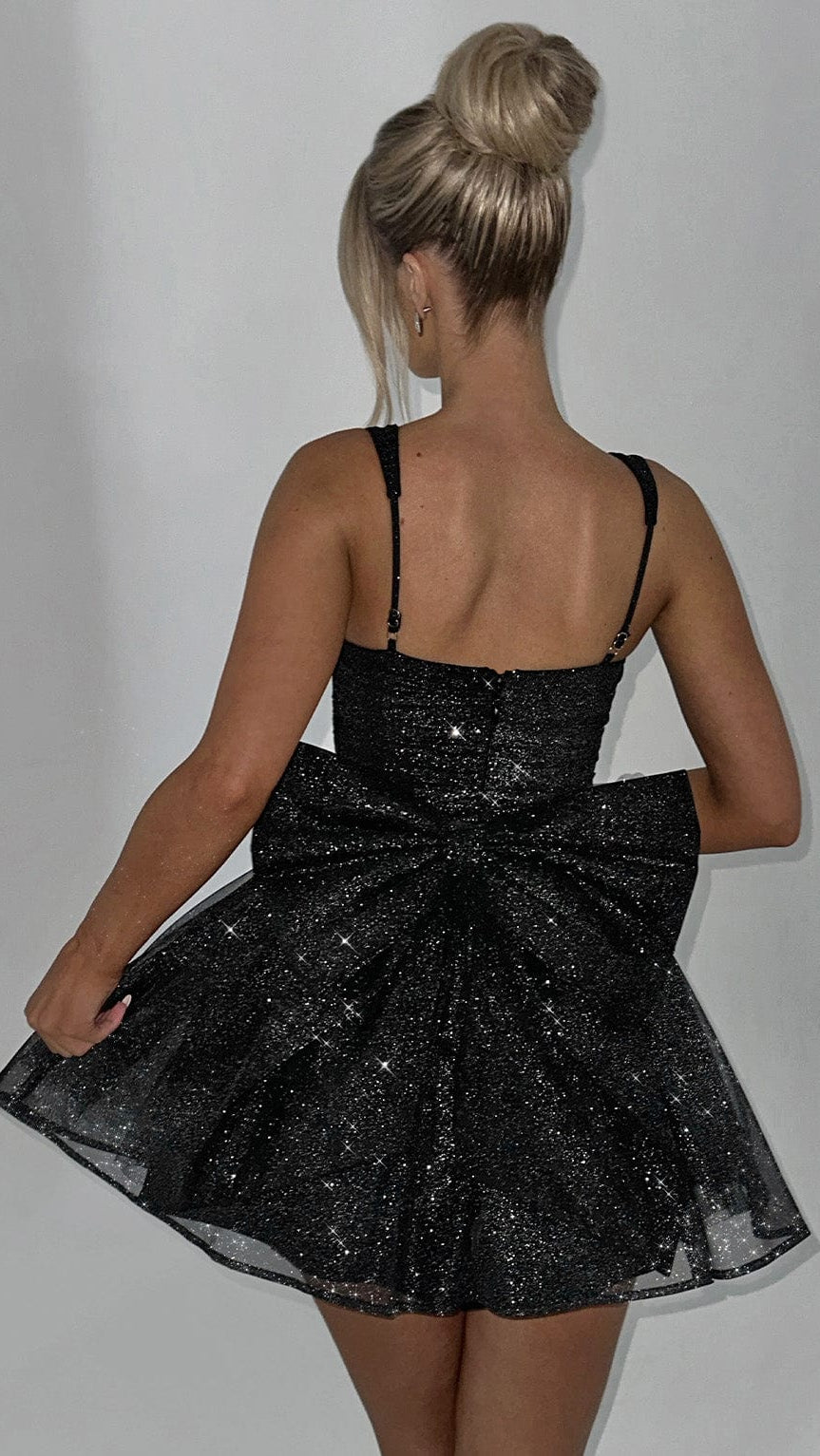 MAISON AVELORE NOIR SPARK — Noir Mini Robe Ourlet Boule